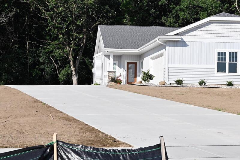 An image of Concrete Driveways Service in The Colony, TX